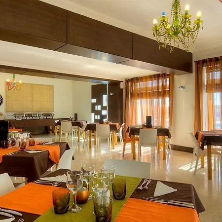 Otel Sensi 2*