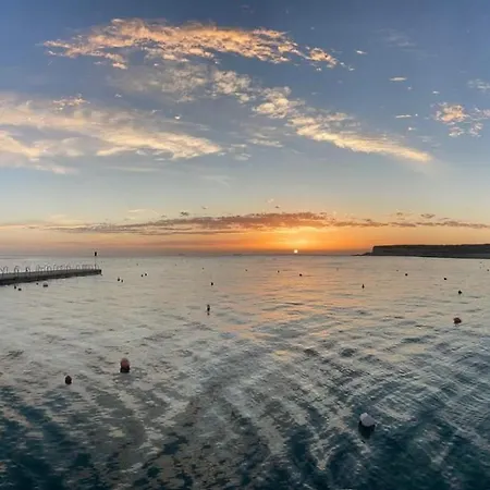 センシ ホテル 2*