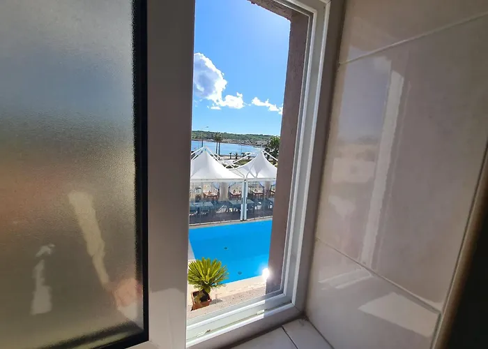 センシ 2* マルサスカーラ