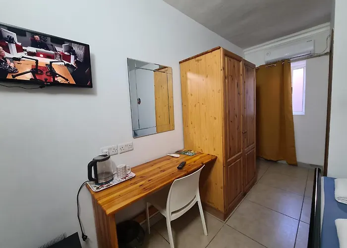 ホテル センシ 2*